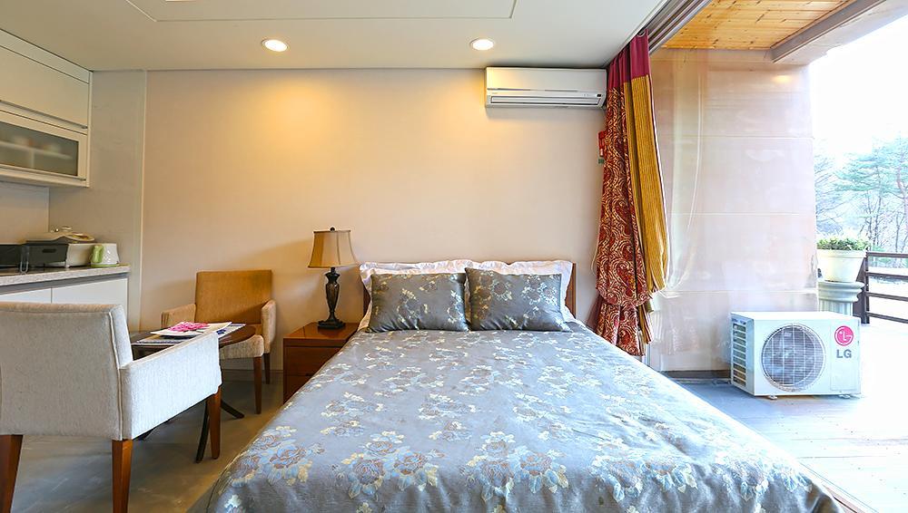 Hugel Heim Pension Pyeongchang Exterior photo
