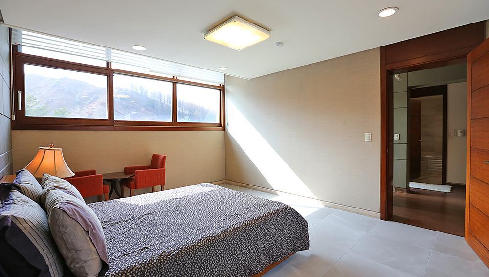 Hugel Heim Pension Pyeongchang Exterior photo