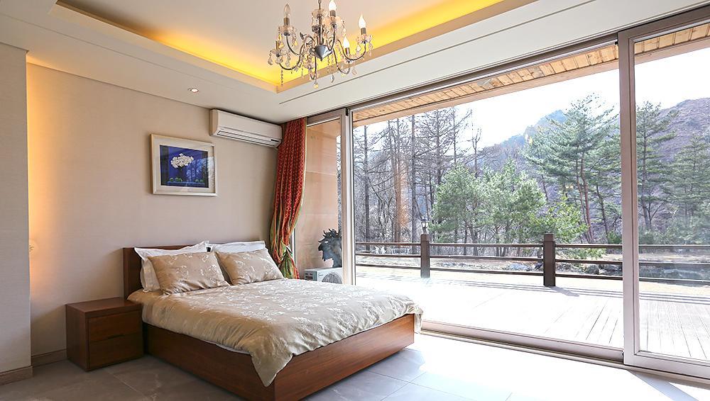 Hugel Heim Pension Pyeongchang Exterior photo