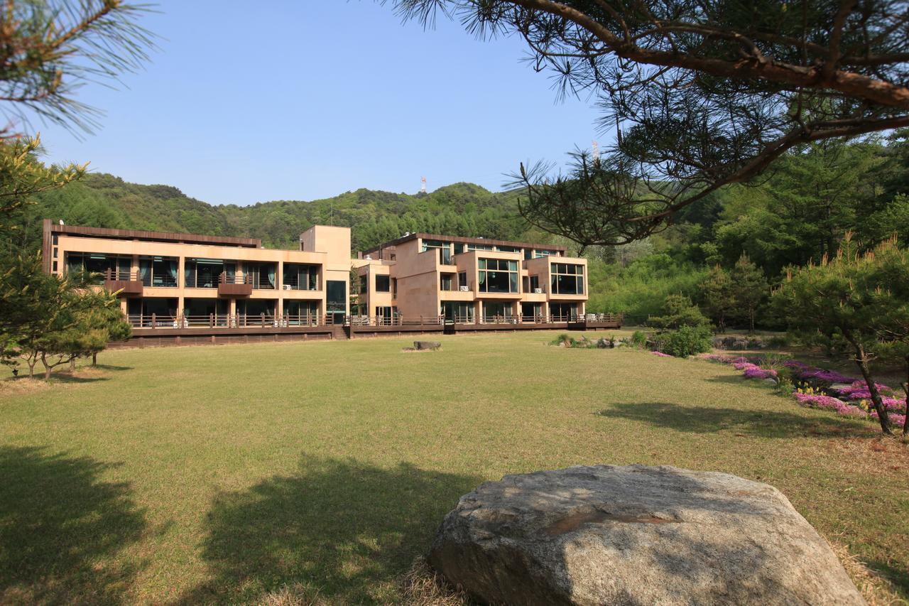 Hugel Heim Pension Pyeongchang Exterior photo